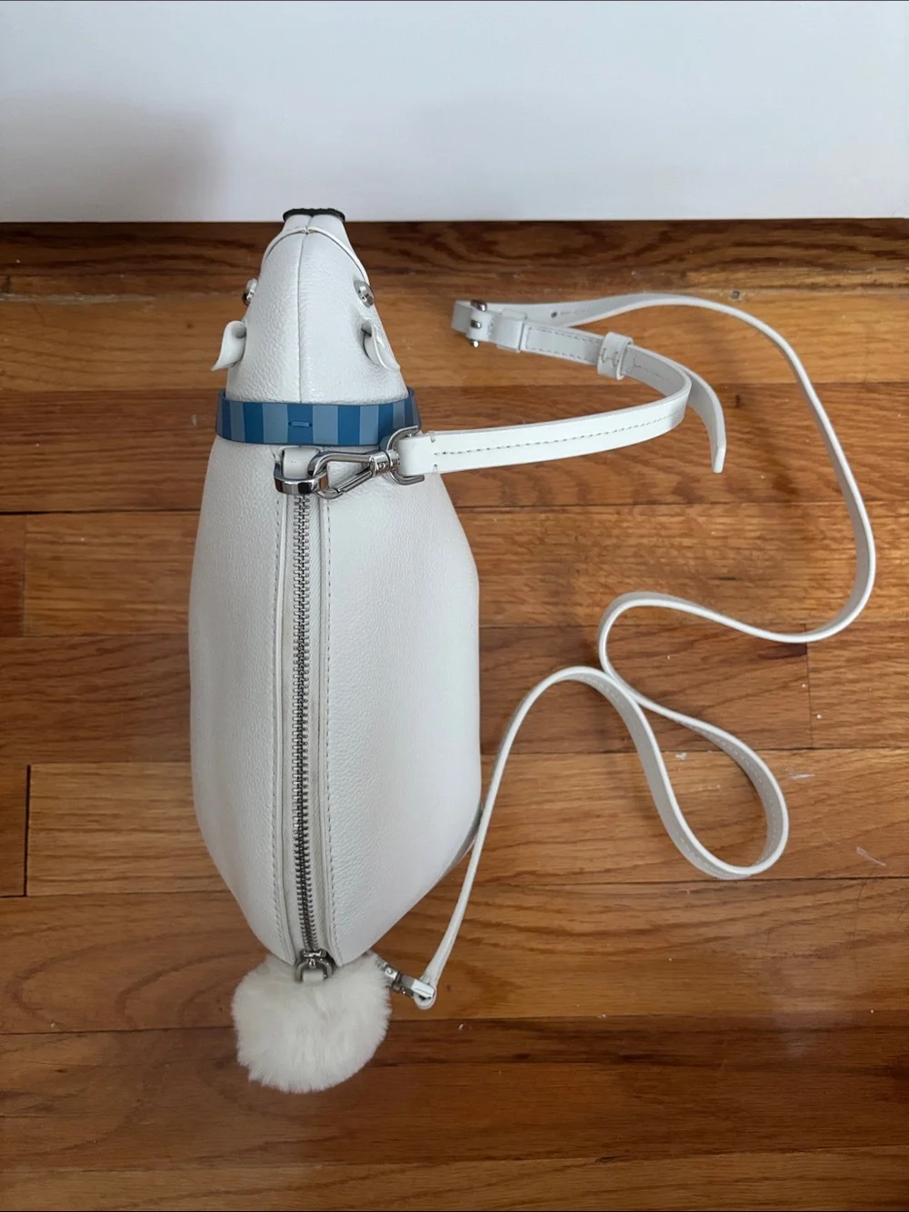 NWOT Kate Spade Arctic Friends Polar Bear Crossbody - Picture 5 of 8
